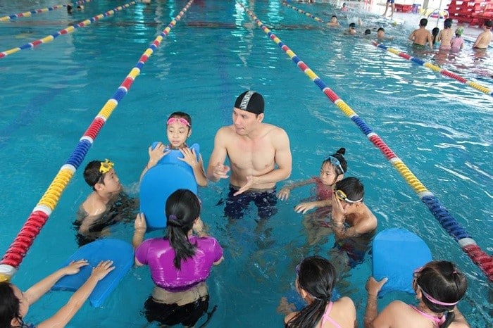 Đội ngũ giáo viên tại trung tâm đào tạo bơi lội T&T đều rất chuyên nghiệp và giỏi